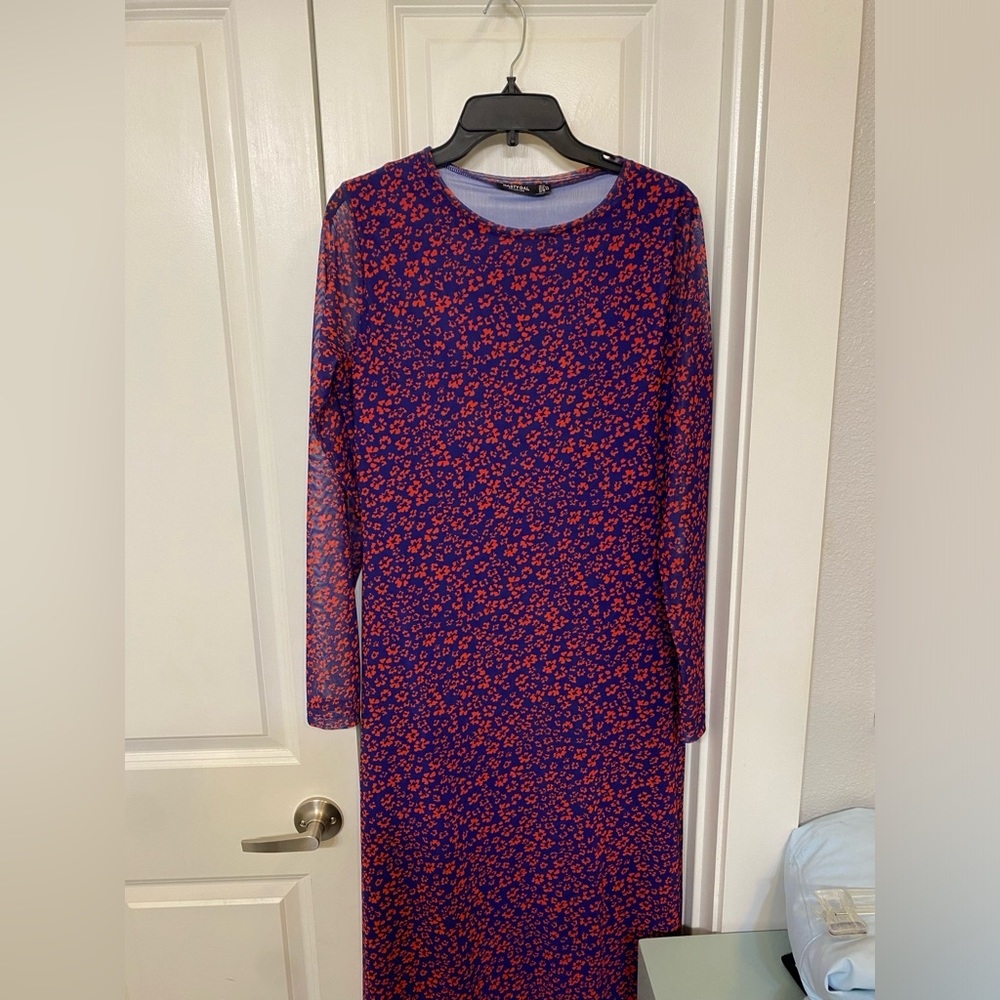 Nasty Gal 12 maxi dress sheer sleeves, purple liner
